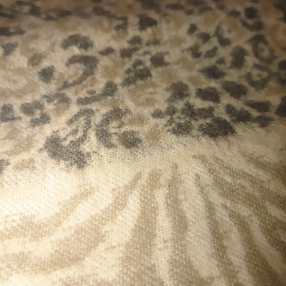 V Fraas Beige Animal Print Scarf Germany Cashmink Fringe 52 by 11 Knit Hat Bonus - Picture 8 of 10